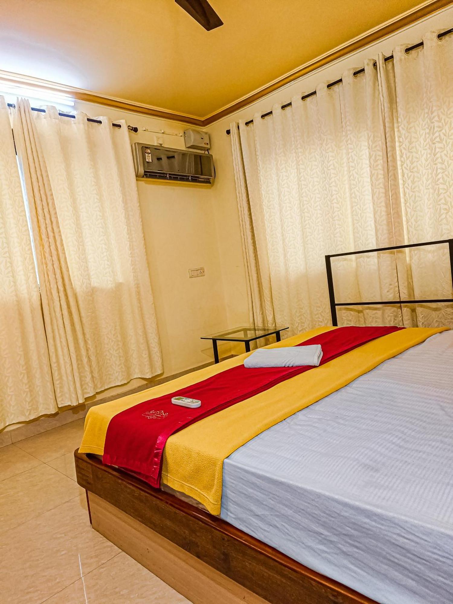 Shradha Luxury Room 卡兰古特 外观 照片