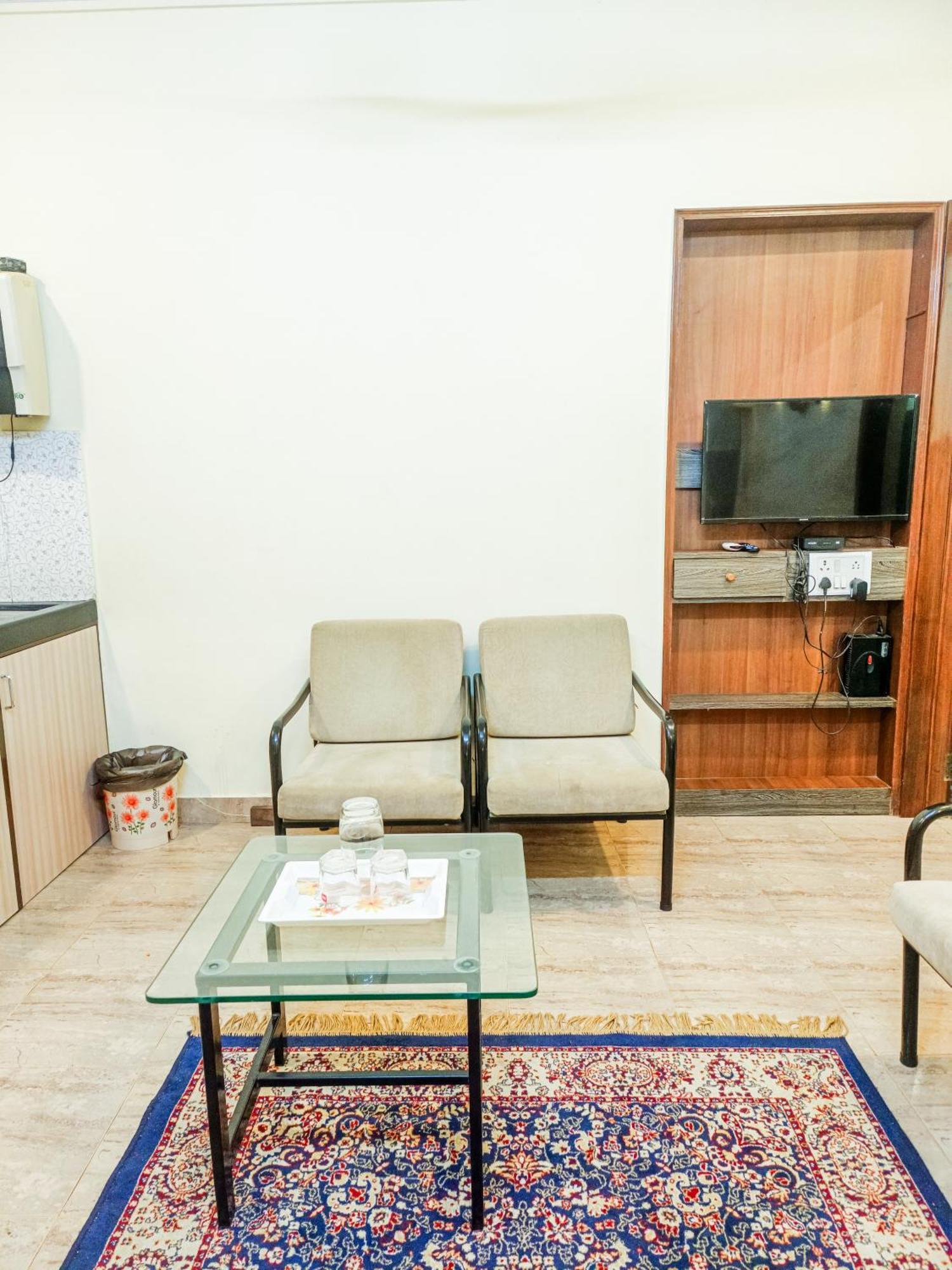 Shradha Luxury Room 卡兰古特 外观 照片